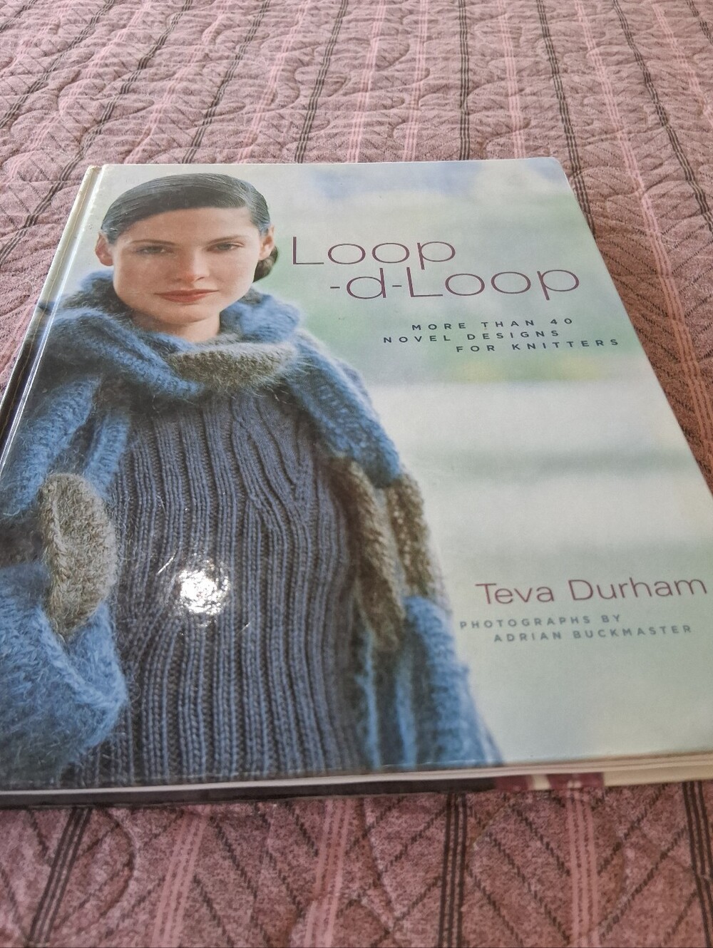 Loop-d-Loop: More Than 40 Novel Designs For Knitters Knitting Knit